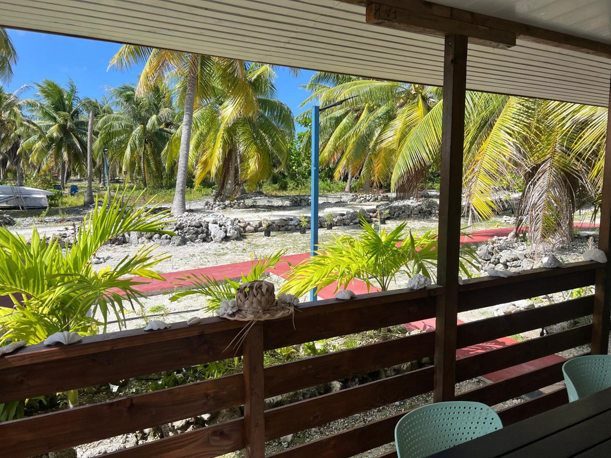 Отель Korikori House Fakarava III Rotoava Экстерьер фото